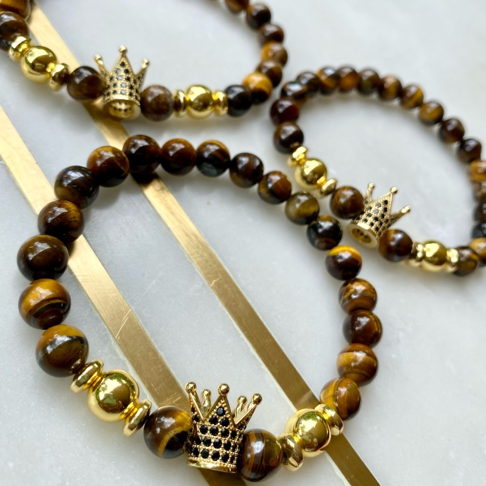 Tiger’s Eye Crown Charm Bracelet